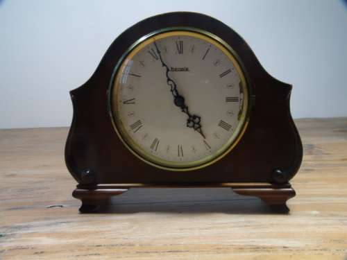 Hermle wooden Mantle clock, Mantel clock