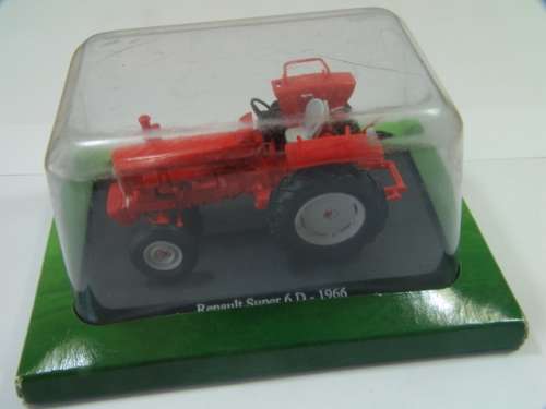 Collectable die cast model Tractor, Hachette, Renault Super 6D, 1966, scale 1:43, mint condition