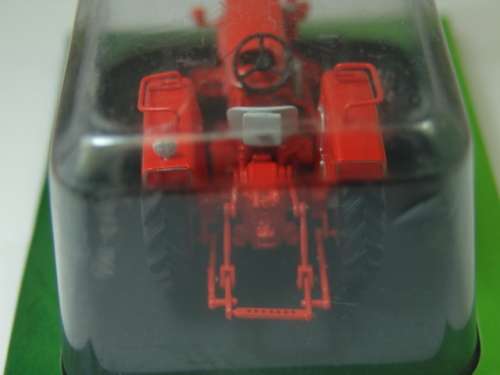 Collectable die cast model Tractor, Hachette, Renault Super 6D, 1966, scale 1:43, mint condition