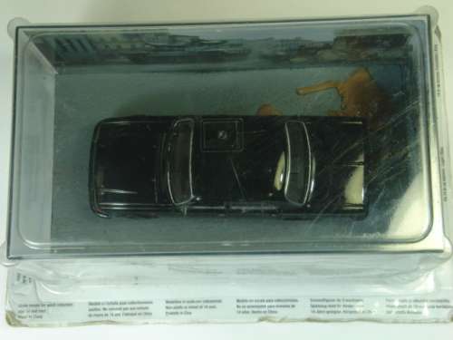 James Bond, 007, Collectable die cast model car, Diorama, GAZ Volga, Golden Eye.