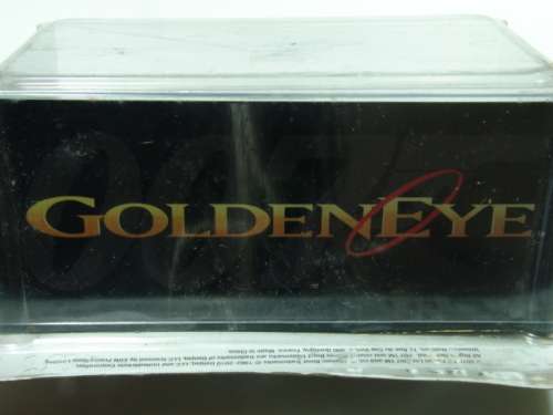 James Bond, 007, Collectable die cast model car, Diorama, GAZ Volga, Golden Eye.