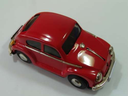 Voiture VW Beetle Sedan MF146 Tin model car, scale 1:33, friction powered, original box, 1960's