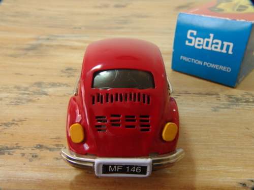 Voiture VW Beetle Sedan MF146 Tin model car, scale 1:33, friction powered, original box, 1960's