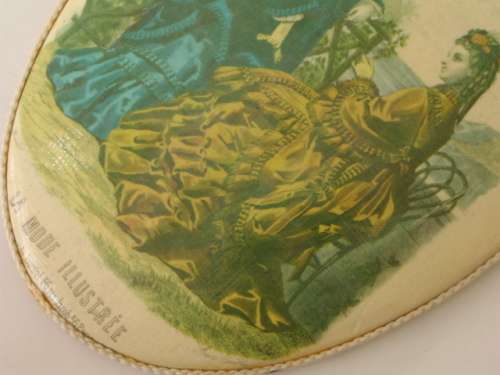 Oval shaped Victorian wall Plaque **No reserve auction Now On at Port no.5**