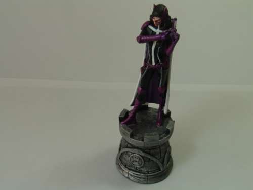 DC Comics Chess collection action figurine, Huntress, collectable Super hero character