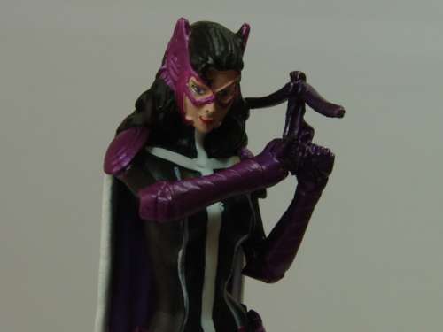 DC Comics Chess collection action figurine, Huntress, collectable Super hero character