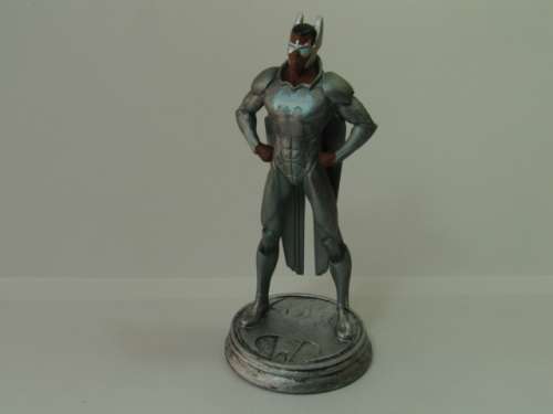 DC Comics Chess collection action figurine, Batwing, collectable Super hero character