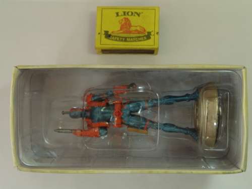 DC Comics Chess collection action figurine, Deathstroke, collectable Super hero character