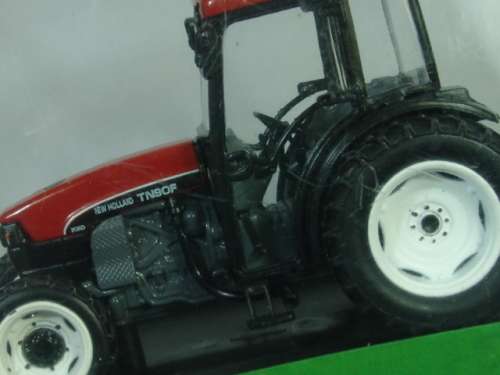 Collectable die cast model Tractor, Hachette, New Holland TNF 90DT, 1997, scale 1:43, mint condition