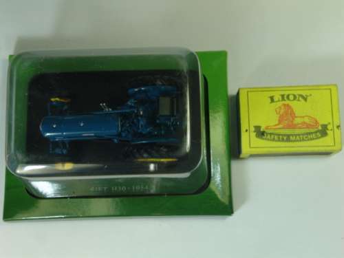 Collectable die cast model Tractor, Hachette, Sift H30, 1954, scale 1:43, mint condition