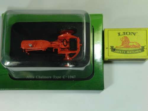 Collectable die cast model Tractor, Hachette, Allis Chalmers Type C,1947, scale 1:43, mint condition