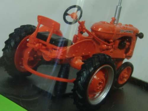 Collectable die cast model Tractor, Hachette, Allis Chalmers Type C,1947, scale 1:43, mint condition
