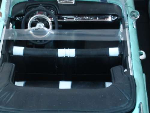 Collectable die cast scale model Car, Motormax, premium collection, 1957 Chevy Bel Air in box, 1:18