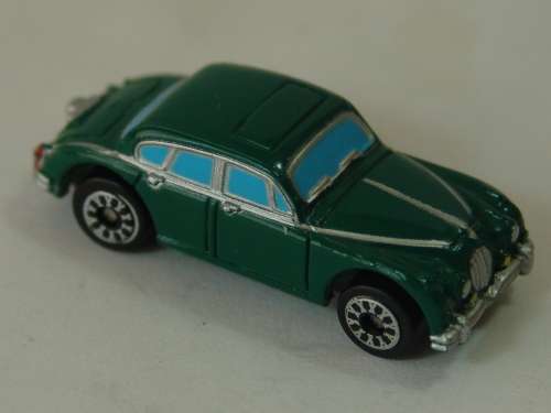 Collectable plastic die cast scale model Car, LGTI, Micro Machines, Jaguar Mk2, 1:148, 1995