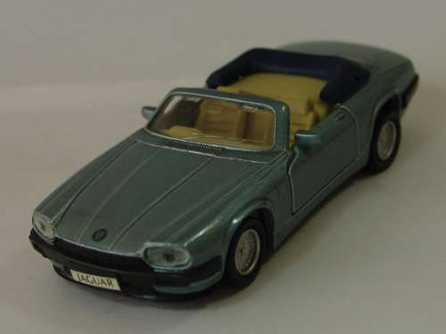 Collectable die cast scale model Car, Maisto, Jaguar XJS V12, 1:40, rare, vintage