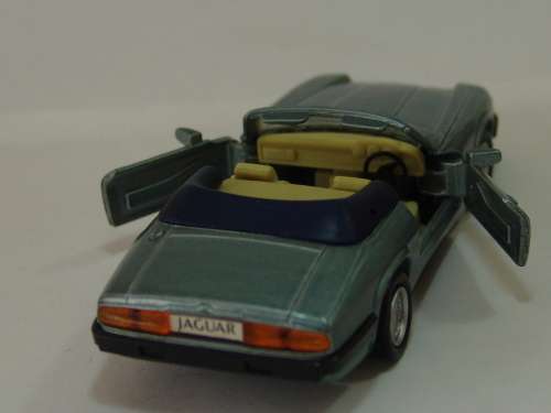 Collectable die cast scale model Car, Maisto, Jaguar XJS V12, 1:40, rare, vintage