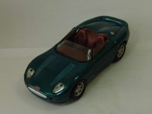 Collectable die cast scale model Car, Maisto, Jaguar XK 180 in original box, 1:37, vintage