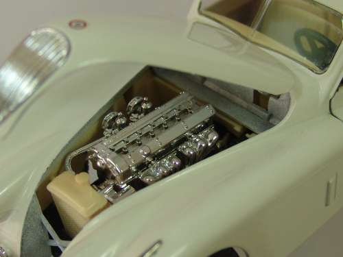 Collectable die cast scale model Car, Bburago, 1948 Jaguar XK 120 in original box, 1:24, Italy 1983B