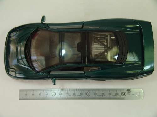 Collectable die cast scale model Car, Maisto special edition 1992 Jaquar XJ220, 1:24, Boxed, vintage