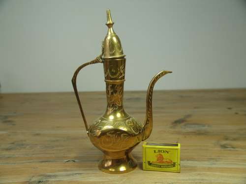 Solid brass vintage Tea Pot, pitcher, 23cm tall