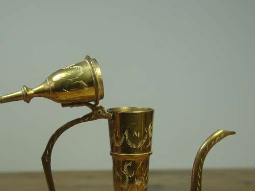 Solid brass vintage Tea Pot, pitcher, 23cm tall