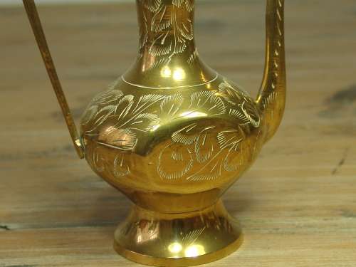 Solid brass vintage Tea Pot, pitcher, 23cm tall