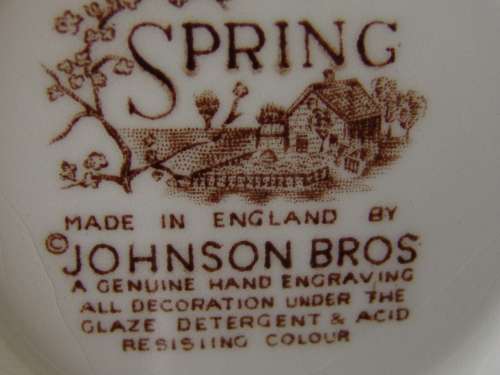 Johnson Bros "Spring" , 12 piece porcelain Teaset, made in England, serves 4