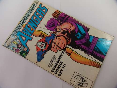 Marvel comics group, Avengers, Vol.1 no. 223, 1982, rare vintage collectable comic book