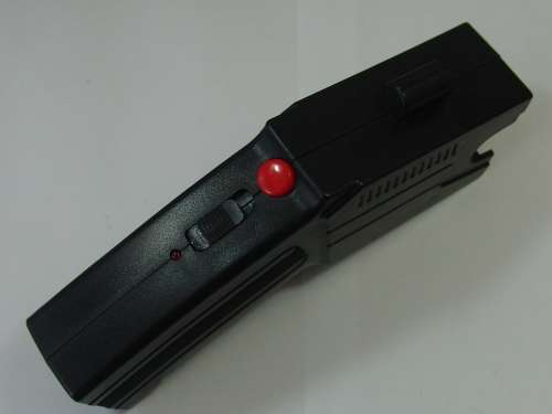 Stun Gun with tazer and laser pointer plus 3 cartridges 5m, Set,  New in storing case