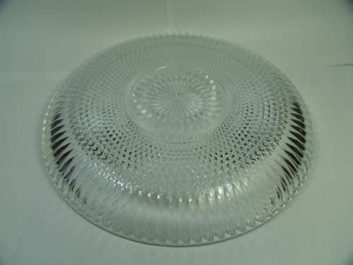 Beautiful vintage round clear pressed glass serving Dish - 28cm diameter