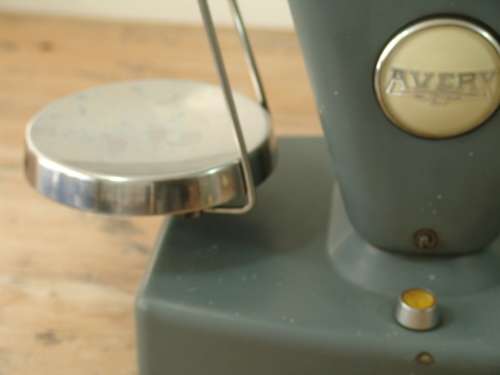Large Avery steel enamel balance Grains Scale, vintage, England, No. 1006/2480, rare