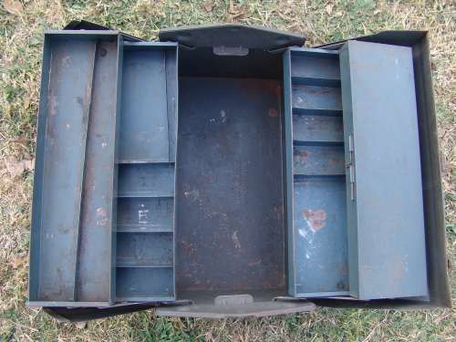 Vintage steel Toolbox with multiple storage compartments. 26cm x 46cm x 31cm