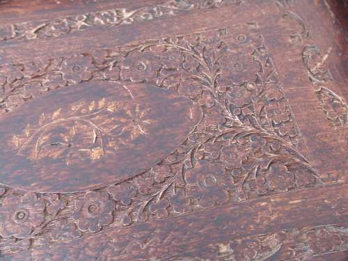 Large vintage wooden Tray with carved detail - 36cm x 55cm