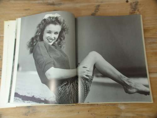 Vintage Marilyn Monroe soft cover book, Marilyn Mon Amour, 155 pages - 1986