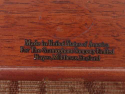 Antique, early 1950's Century Valve Radio, USA, Wood construction - Working