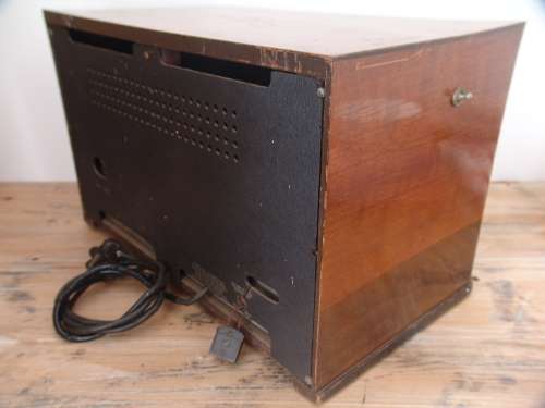 Antique, early 1950's Century Valve Radio, USA, Wood construction - Working