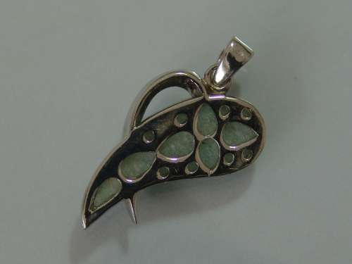 Vintage 925 Silver Pendant, set with green semi precious stone - 22mm