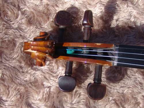 Vintage Stentor student 1 Violin with bow and in original carry case - excellent working condition