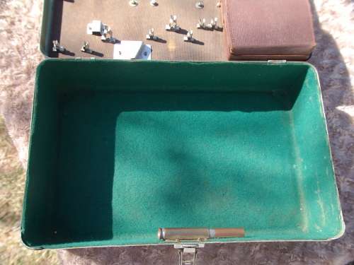 Vintage green metal Toolbox with tool fittings - 39cm x 24cm x 11cm