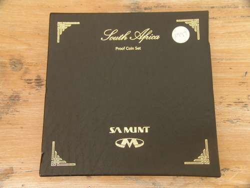 SA Mint, SAM short proof coin Set in original SAM box. 1997 - mint condition