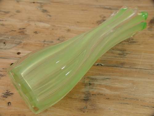 Large vintage green Murano art glass Vase, 1940's - 38cm tall