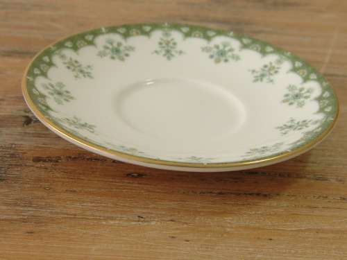 Vintage Royal Doulton Saucer, Ashmont ***No reserve auction Now On at port no.5***