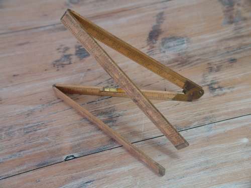 3ft Wood and brass foldable rule, with build in brass level