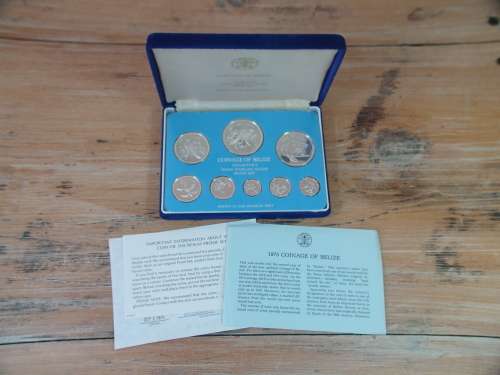 Boxed collectors 1975 Sterling silver Proof Coin set of Belize, 8 coins, 112g, mint condition