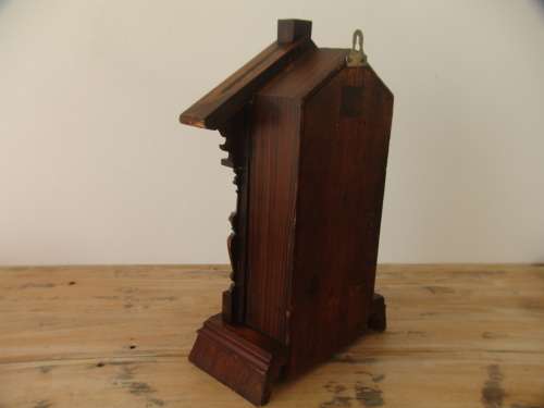 Antique 1890 Junghans Walnut cased Clock with Key. German made, Working order