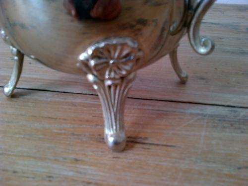 Vintage silver plate Tea pot, 15cm deep, excellent condition