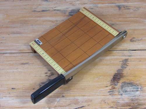 Vintage Miki paper cutter, gulliotine, A5, excellent working condition