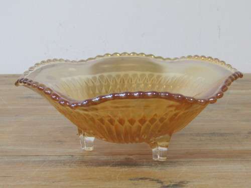 Vintage yellow footed Lustre depression glass Bowl, 16cm, excellent condition