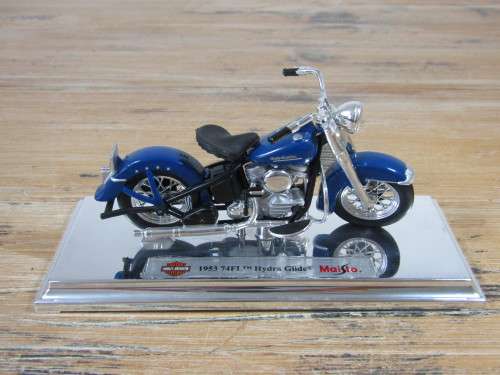 Collectable  Maisto Harley-Davidson Cycles, 1953 Hydra Glide, metal die cast model, 1:18, mint