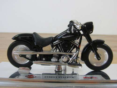 Collectable  Maisto Harley-Davidson Cycles, Street Stalker, metal die cast model, 1:18, mint